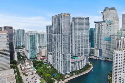 495 Brickell Ave #4711 1