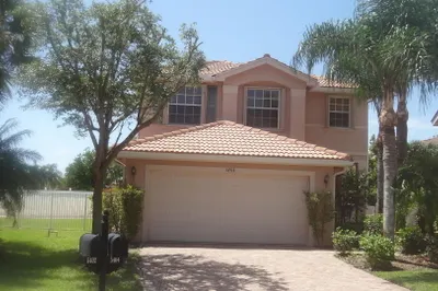 5404 Sunseeker Boulevard 1