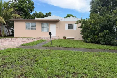 1311 NE 157 St 1