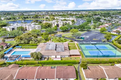 5190 Las Verdes Circle #315 1