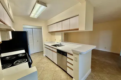 9777 Westview Drive #1113 1