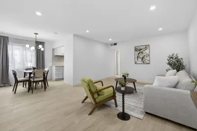 193 Easthampton I 1