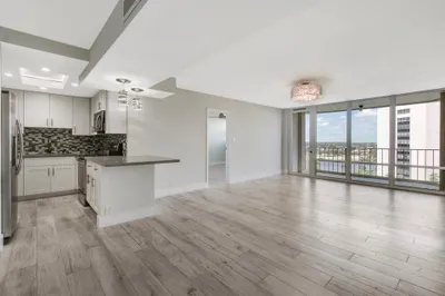 336 Golfview Road #814 1