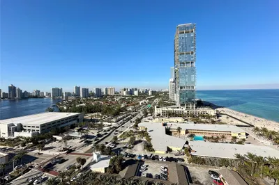18201 Collins Avenue #1901 1