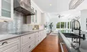 202 E Riverside Drive Photo