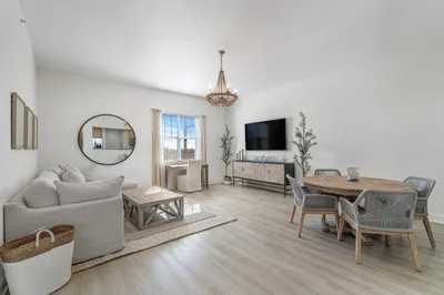 200 NE 2nd Avenue #401 1