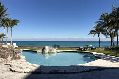 625 Ocean Blvd 1