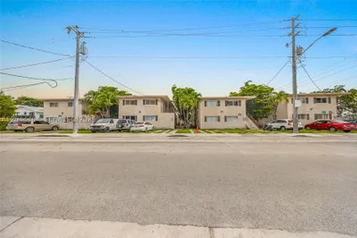731 SW 5th St 1