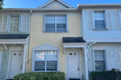 67 Simonton Cir 1