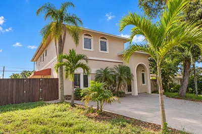 4500 SW 25th Terrace 1