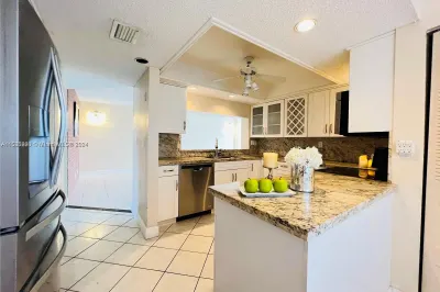 1830 Sabal Palm Dr #406 1