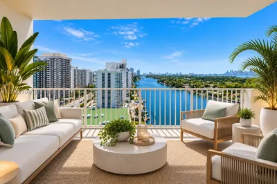 5838 Collins Ave #15F 1