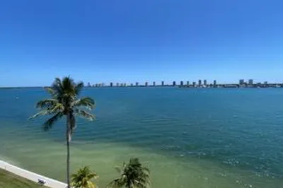 301 Lake Shore Drive #801 1