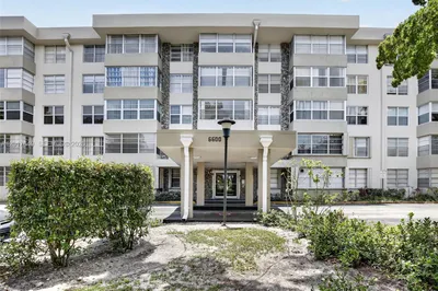6600 Cypress Rd #504 1