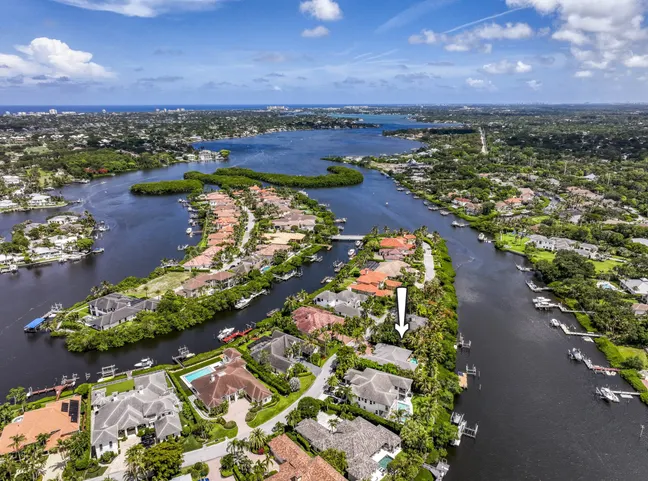 Just Listed | 19028 SE Windward Island Lane