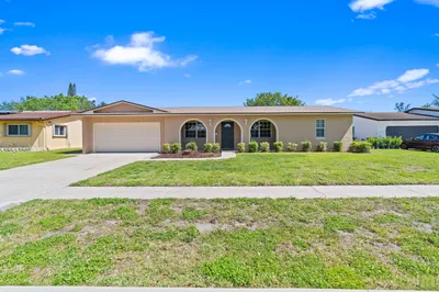 260 Lake Drive 1