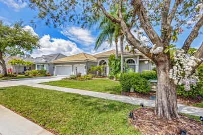 3439 SE Fairway Oaks Trail 1
