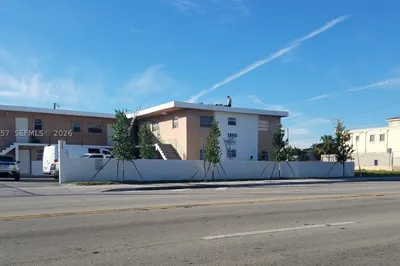 1880 NW 36th St 1