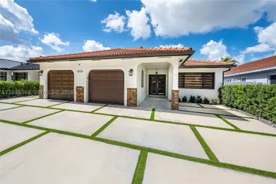 8724 NW 149th Ter 1
