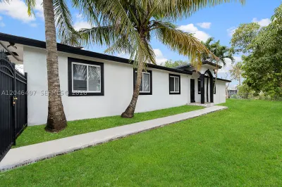 26650 SW 138th Ct #26652 1