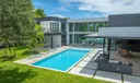 7425 Howard Dr Photo