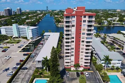 3161 S Ocean Drive #1608 1