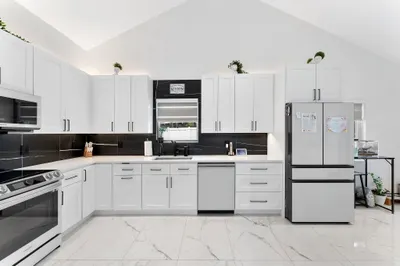 5800 SW 19th Street 1