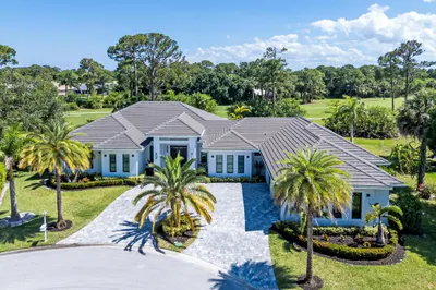 1410 SW Osprey Cove 1