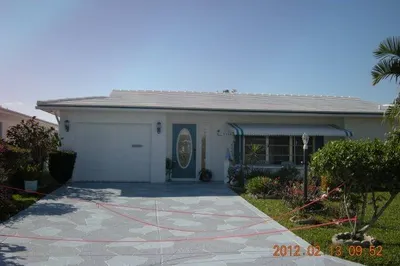 7112 NW 71st St 1