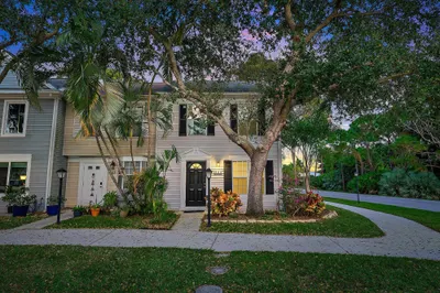 301 Georgian Park Drive 1