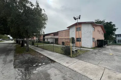 19080 NE 3rd Ct #312 1