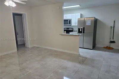 4550 SW 67 AV #2 1