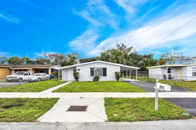 551 NW 30th Ter 1