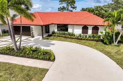 2567 Bordeaux Court 1