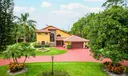 135 Westwood Circle E Photo
