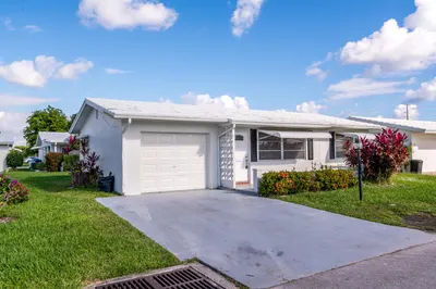 813 SW 5th Court 1