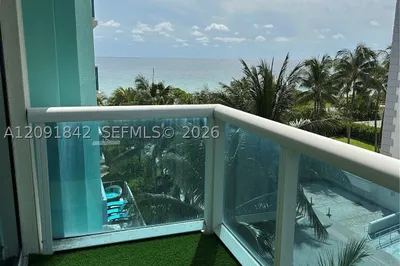 9201 Collins Ave #524 1