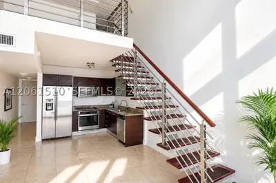 41 SE 5th St #1415 1