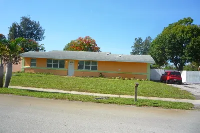 2162 NW 28th Street 1