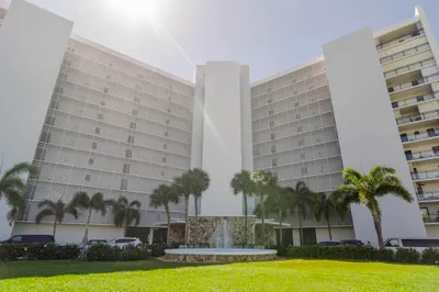 336 Golfview Road #210 1