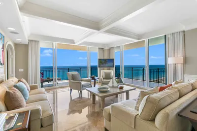 Oceanfront Beachfront Bliss
