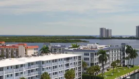 104 Paradise Harbour Unit 402 North Palm Beach, Fl