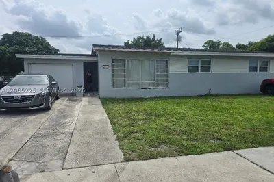 18025 NW 17th Ave 1