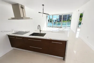 465 Brickell Ave #417 1