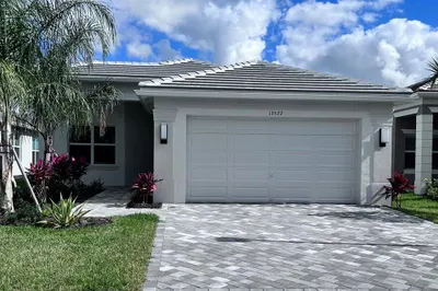 13522 SW River Rock Road W 1