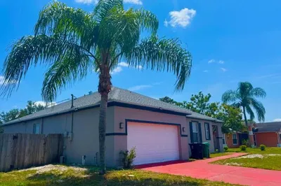 792 SW Nichols Terrace 1