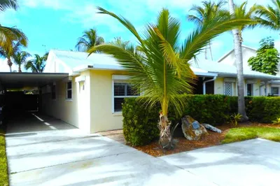 1903 Robalo Drive 1