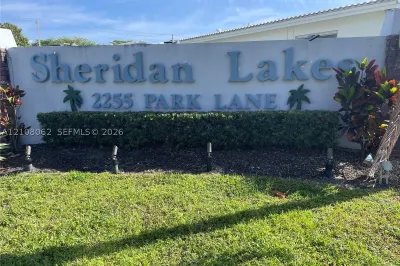 2300 Park Ln #208 1