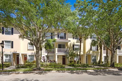 125 Galicia Way #209 1