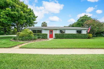 232 Henthorne Drive 1